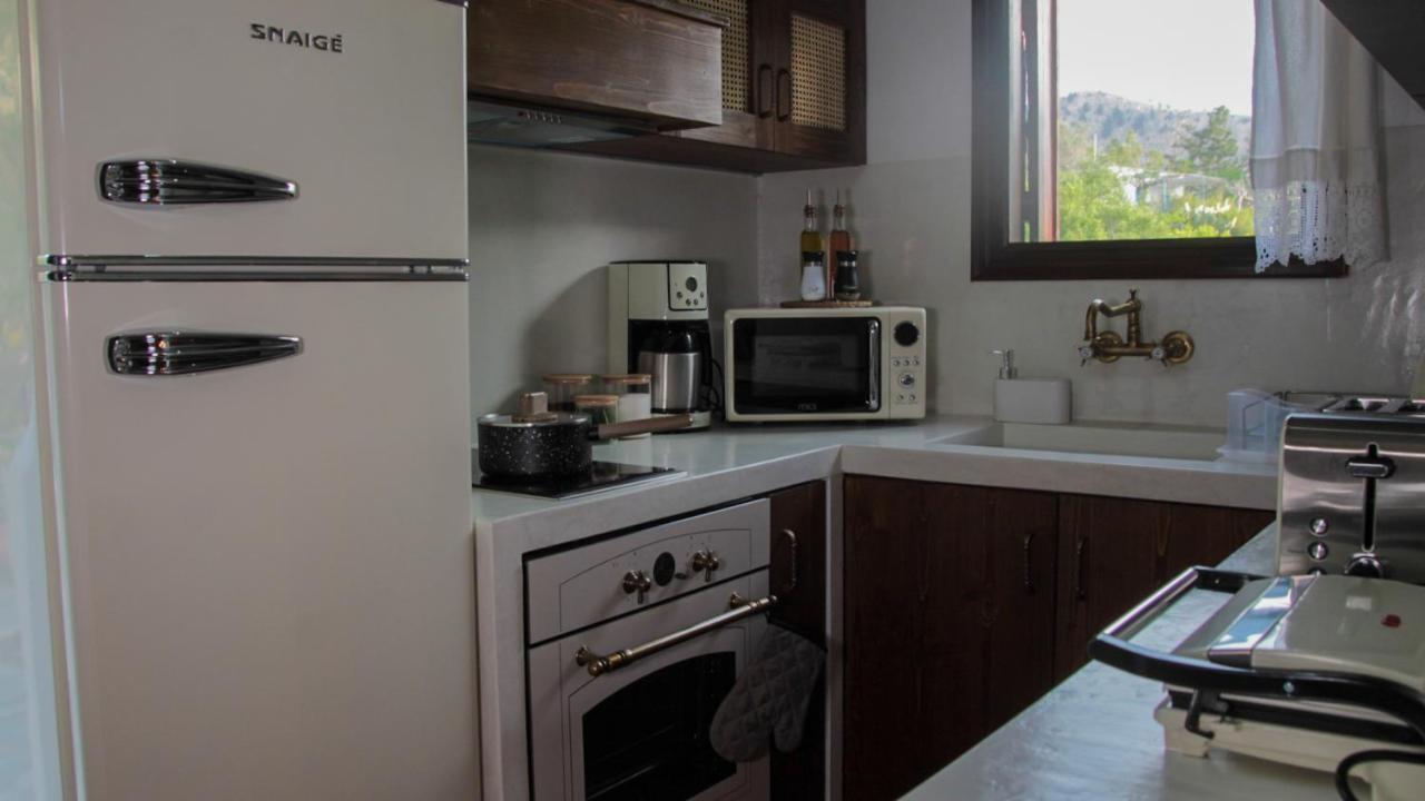 Nefeli Rhodes